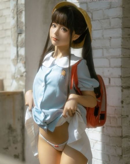 女人在公交车上一级毛片_BD高清在线